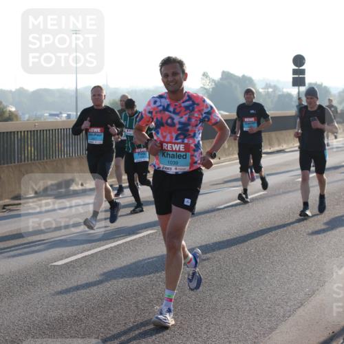 03.10.2025 - Köhlbrandbrückenlauf Lena Gebhardt http://msf.ph/oto/9057194 03.10.2025 09:17:53 Position 1 1311, 1039 meine-sportfotos.de