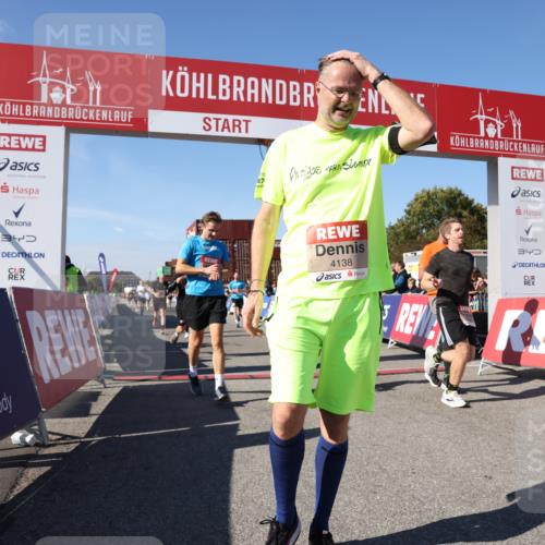 03.10.2025 - Köhlbrandbrückenlauf Lena Gebhardt http://msf.ph/oto/9057199 03.10.2025 13:09:01 Ziel 4057, 4138, 4197, 4346, 4381, 4403, 4505, 4544, 5705, 5842, 5953, 6233, 6372, 6630 meine-sportfotos.de