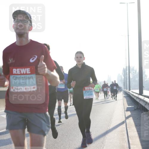 03.10.2025 - Köhlbrandbrückenlauf Jannik Wohlers http://msf.ph/oto/9057212 03.10.2025 09:13:31 Position 3 1035, 2708 meine-sportfotos.de
