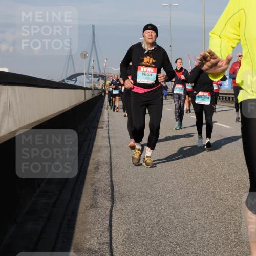 03.10.2025 - Köhlbrandbrückenlauf Fabian Wolf http://msf.ph/oto/9057219 03.10.2025 10:03:50 Position 3 142, 1329, 1934, 236 meine-sportfotos.de