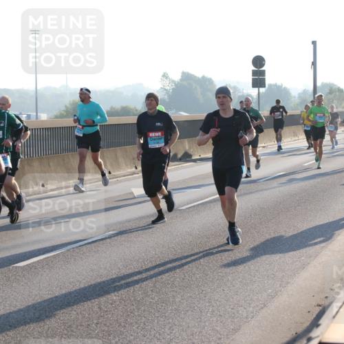 03.10.2025 - Köhlbrandbrückenlauf Lena Gebhardt http://msf.ph/oto/9057238 03.10.2025 09:17:54 Position 1  meine-sportfotos.de