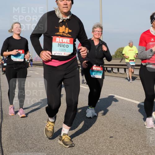 03.10.2025 - Köhlbrandbrückenlauf Fabian Wolf http://msf.ph/oto/9057299 03.10.2025 10:03:52 Position 3 1329, 2682, 1934 meine-sportfotos.de