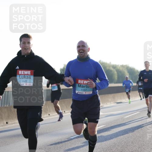 03.10.2025 - Köhlbrandbrückenlauf Jannik Wohlers http://msf.ph/oto/9057330 03.10.2025 09:13:33 Position 3 1122, 1157 meine-sportfotos.de