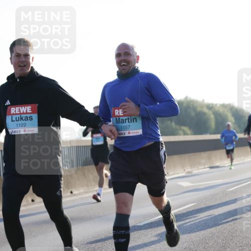 03.10.2025 - Köhlbrandbrückenlauf Jannik Wohlers http://msf.ph/oto/9057344 03.10.2025 09:13:33 Position 3 1122, 1157 meine-sportfotos.de