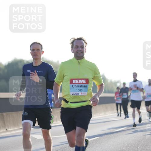 03.10.2025 - Köhlbrandbrückenlauf Jannik Wohlers http://msf.ph/oto/9057393 03.10.2025 09:13:34 Position 3 1660, 1083 meine-sportfotos.de