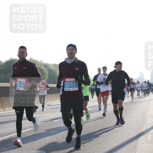 03.10.2025 - Köhlbrandbrückenlauf Jannik Wohlers http://msf.ph/oto/9057517 03.10.2025 09:13:39 Position 3 2302, 3834 meine-sportfotos.de