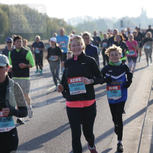 03.10.2025 - Köhlbrandbrückenlauf Jannik Wohlers http://msf.ph/oto/9057530 03.10.2025 09:21:19 Position 3 2068, 1917, 3075 meine-sportfotos.de