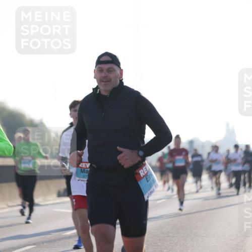 03.10.2025 - Köhlbrandbrückenlauf Jannik Wohlers http://msf.ph/oto/9057535 03.10.2025 09:13:40 Position 3 1079, 27, 2709 meine-sportfotos.de