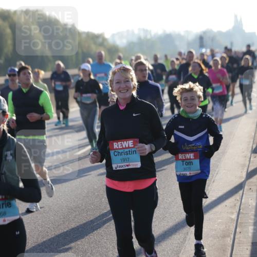 03.10.2025 - Köhlbrandbrückenlauf Jannik Wohlers http://msf.ph/oto/9057537 03.10.2025 09:21:19 Position 3 2068, 1917, 3075 meine-sportfotos.de