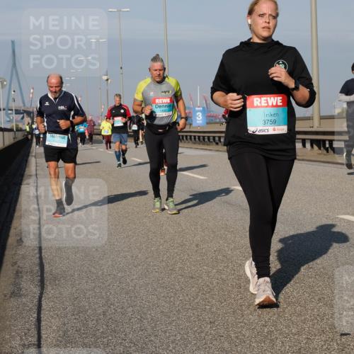 03.10.2025 - Köhlbrandbrückenlauf Fabian Wolf http://msf.ph/oto/9057570 03.10.2025 10:03:59 Position 3 1482, 3, 3759 meine-sportfotos.de