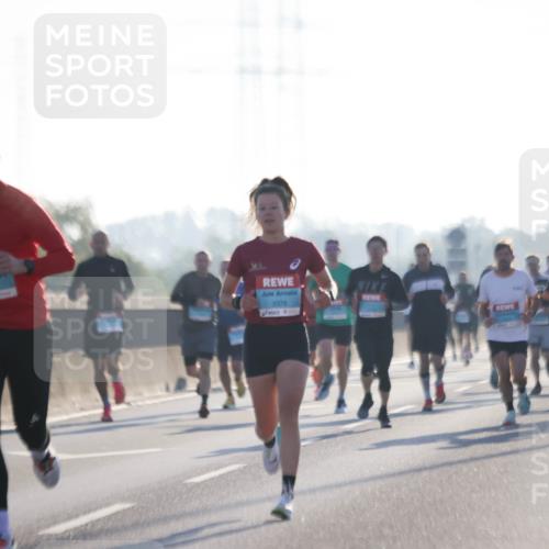 03.10.2025 - Köhlbrandbrückenlauf Jannik Wohlers http://msf.ph/oto/9057619 03.10.2025 09:13:42 Position 3 1107, 3376 meine-sportfotos.de