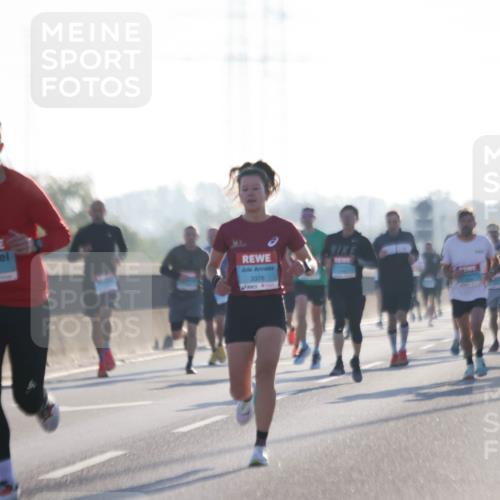 03.10.2025 - Köhlbrandbrückenlauf Jannik Wohlers http://msf.ph/oto/9057625 03.10.2025 09:13:42 Position 3 1107, 3376 meine-sportfotos.de
