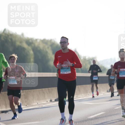 03.10.2025 - Köhlbrandbrückenlauf Jannik Wohlers http://msf.ph/oto/9057634 03.10.2025 09:13:43 Position 3 9, 1070, 1107 meine-sportfotos.de