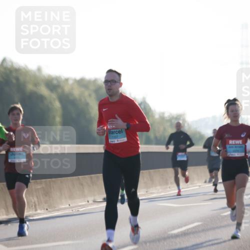 03.10.2025 - Köhlbrandbrückenlauf Jannik Wohlers http://msf.ph/oto/9057644 03.10.2025 09:13:43 Position 3 1010, 1107 meine-sportfotos.de