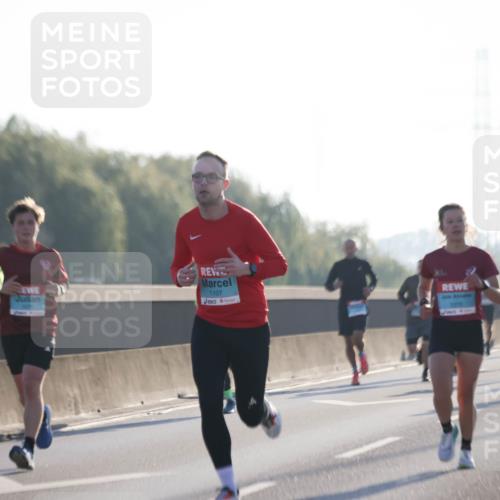 03.10.2025 - Köhlbrandbrückenlauf Jannik Wohlers http://msf.ph/oto/9057654 03.10.2025 09:13:43 Position 3 1107 meine-sportfotos.de
