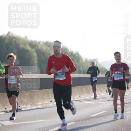 03.10.2025 - Köhlbrandbrückenlauf Jannik Wohlers http://msf.ph/oto/9057661 03.10.2025 09:13:43 Position 3 1107 meine-sportfotos.de