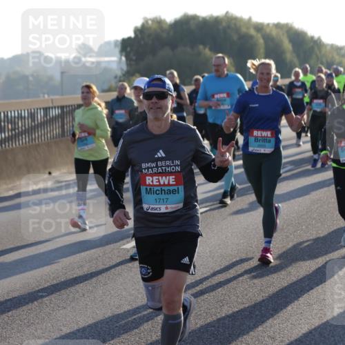 03.10.2025 - Köhlbrandbrückenlauf Jannik Wohlers http://msf.ph/oto/9057711 03.10.2025 09:21:23 Position 3 2055, 1991, 3796, 61, 1717 meine-sportfotos.de