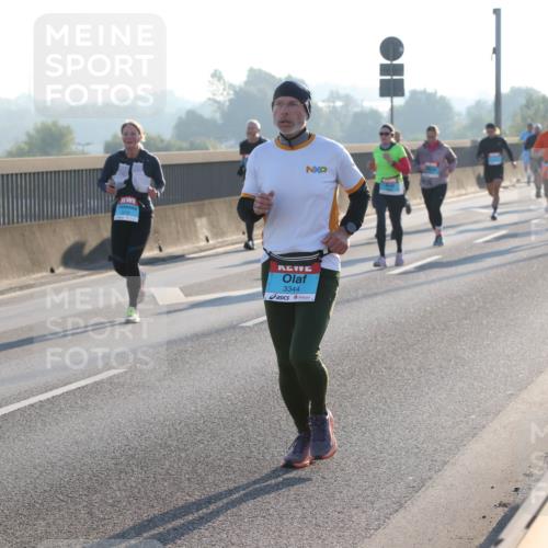 03.10.2025 - Köhlbrandbrückenlauf Lena Gebhardt http://msf.ph/oto/9057720 03.10.2025 09:18:06 Position 1 3344 meine-sportfotos.de