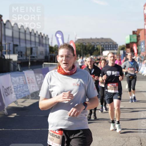 03.10.2025 - Köhlbrandbrückenlauf Jannik Wohlers http://msf.ph/oto/9057724 03.10.2025 13:11:35 Ziel 4158, 4315, 4325, 4427, 4501, 4538, 4617, 4777, 4782, 4799, 4845, 4999, 5145, 5794, 5939, 6028, 6217, 6218, 6517, 6563, 6680, 6689, 6690, 6691 meine-sportfotos.de