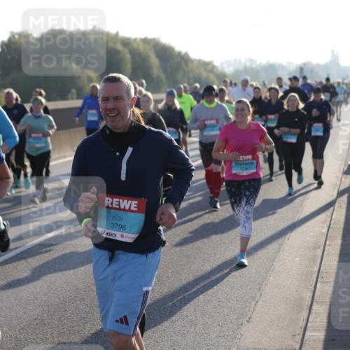 03.10.2025 - Köhlbrandbrückenlauf Jannik Wohlers http://msf.ph/oto/9057778 03.10.2025 09:21:25 Position 3 2055, 3796 meine-sportfotos.de