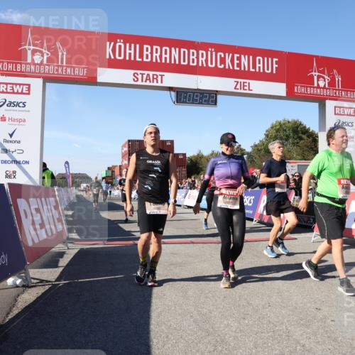 03.10.2025 - Köhlbrandbrückenlauf Lena Gebhardt http://msf.ph/oto/9057781 03.10.2025 13:09:22 Ziel 4129, 4134, 4212, 4334, 4377, 4681, 5061, 5352, 5740, 6037, 6062, 6349, 6661, 6743 meine-sportfotos.de