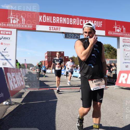 03.10.2025 - Köhlbrandbrückenlauf Lena Gebhardt http://msf.ph/oto/9057832 03.10.2025 13:09:24 Ziel 4129, 4134, 4212, 4334, 4681, 5061, 5352, 5740, 6037, 6062, 6349, 6661, 6743 meine-sportfotos.de