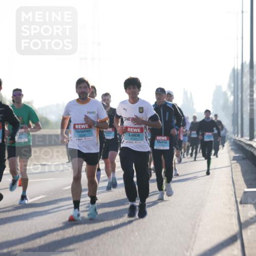 03.10.2025 - Köhlbrandbrückenlauf Jannik Wohlers http://msf.ph/oto/9057852 03.10.2025 09:13:49 Position 3 3789, 3338, 1112, 1175 meine-sportfotos.de