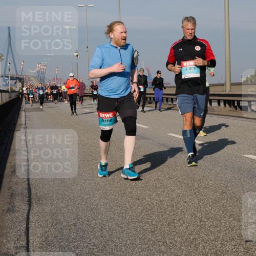 03.10.2025 - Köhlbrandbrückenlauf Fabian Wolf http://msf.ph/oto/9057878 03.10.2025 10:04:07 Position 3 1664, 3405 meine-sportfotos.de