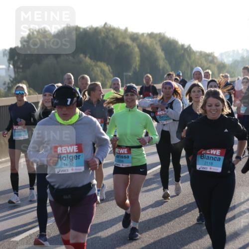 03.10.2025 - Köhlbrandbrückenlauf Jannik Wohlers http://msf.ph/oto/9057913 03.10.2025 09:21:27 Position 3 1727, 1394, 1692, 1726, 2118, 3737 meine-sportfotos.de