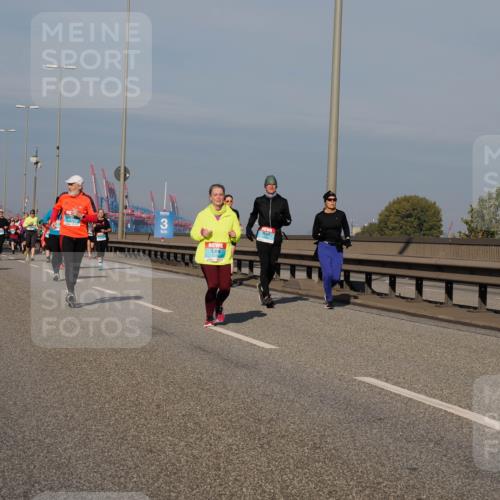 03.10.2025 - Köhlbrandbrückenlauf Fabian Wolf http://msf.ph/oto/9057923 03.10.2025 10:04:11 Position 3  meine-sportfotos.de