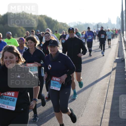 03.10.2025 - Köhlbrandbrückenlauf Jannik Wohlers http://msf.ph/oto/9057968 03.10.2025 09:21:29 Position 3 726, 2118, 2064, 3737 meine-sportfotos.de