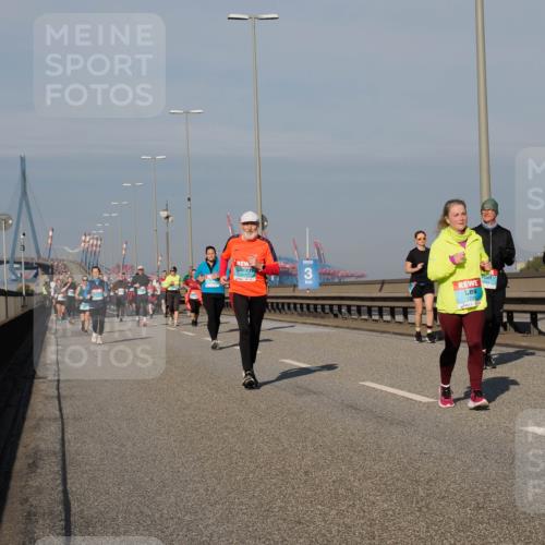03.10.2025 - Köhlbrandbrückenlauf Fabian Wolf http://msf.ph/oto/9057979 03.10.2025 10:04:12 Position 3 3577, 2235 meine-sportfotos.de