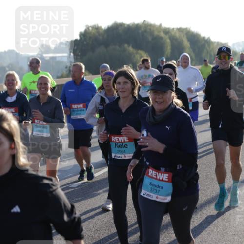 03.10.2025 - Köhlbrandbrückenlauf Jannik Wohlers http://msf.ph/oto/9057992 03.10.2025 09:21:29 Position 3 1726, 1577, 2158, 2064, 3737 meine-sportfotos.de