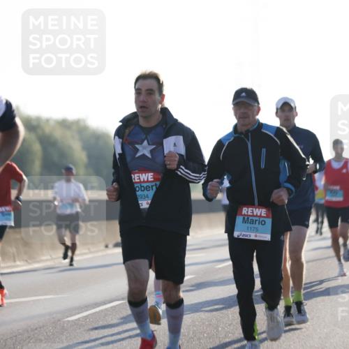 03.10.2025 - Köhlbrandbrückenlauf Jannik Wohlers http://msf.ph/oto/9058044 03.10.2025 09:13:52 Position 3 24, 1112, 2934, 1175 meine-sportfotos.de