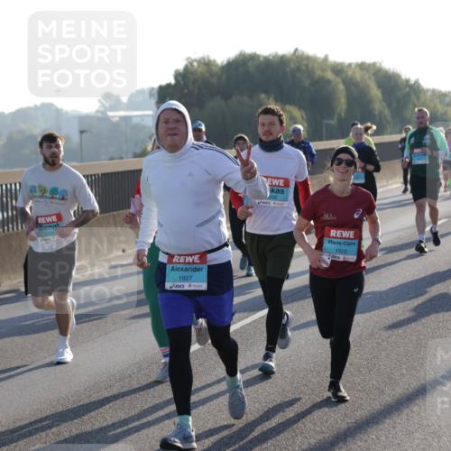 03.10.2025 - Köhlbrandbrückenlauf Jannik Wohlers http://msf.ph/oto/9058087 03.10.2025 09:21:32 Position 3 2740, 3276, 1927, 208, 1920 meine-sportfotos.de