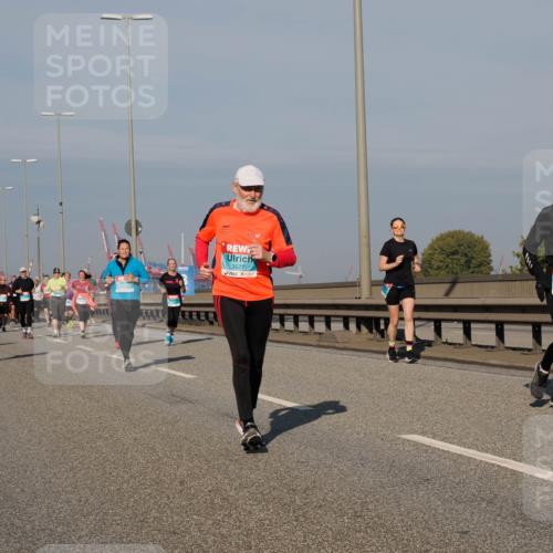 03.10.2025 - Köhlbrandbrückenlauf Fabian Wolf http://msf.ph/oto/9058091 03.10.2025 10:04:14 Position 3 3577, 2683 meine-sportfotos.de