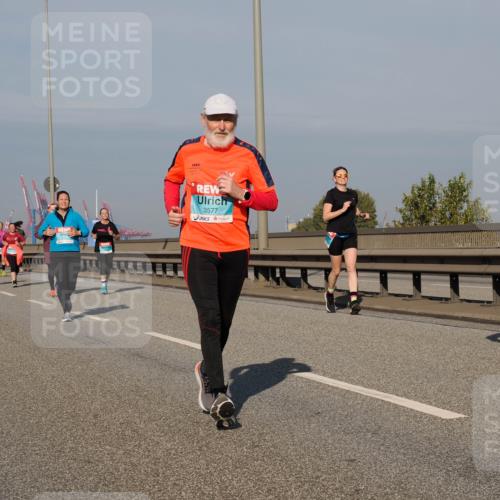 03.10.2025 - Köhlbrandbrückenlauf Fabian Wolf http://msf.ph/oto/9058127 03.10.2025 10:04:15 Position 3 3577, 2683 meine-sportfotos.de