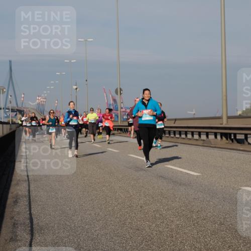 03.10.2025 - Köhlbrandbrückenlauf Fabian Wolf http://msf.ph/oto/9058173 03.10.2025 10:04:16 Position 3  meine-sportfotos.de