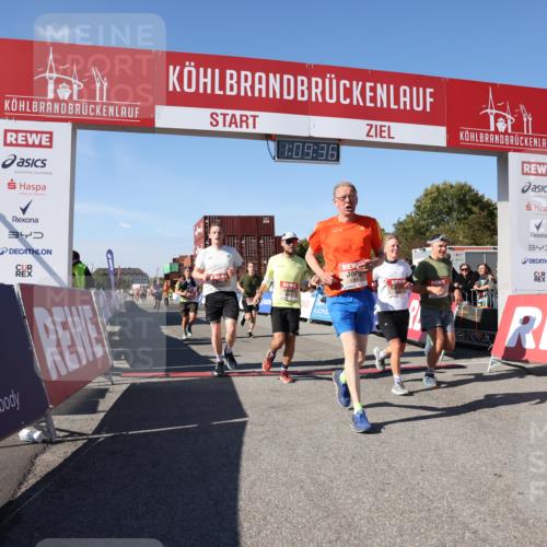 03.10.2025 - Köhlbrandbrückenlauf Lena Gebhardt http://msf.ph/oto/9058198 03.10.2025 13:09:37 Ziel 4262, 4298, 4358, 4365, 4502, 4614, 5803, 5813, 5907, 6379, 6438, 6481, 6667, 6803 meine-sportfotos.de