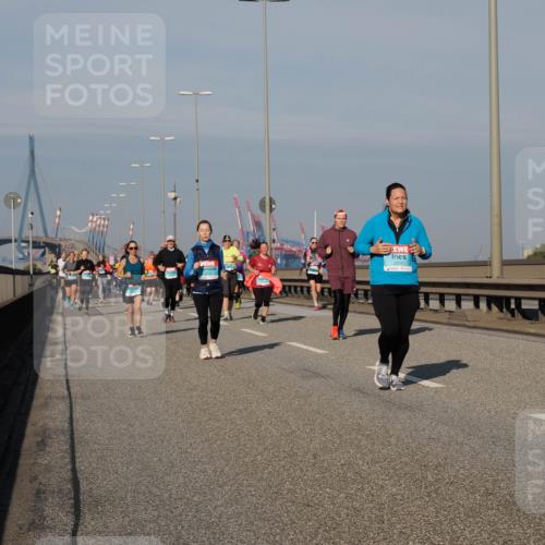 03.10.2025 - Köhlbrandbrückenlauf Fabian Wolf http://msf.ph/oto/9058230 03.10.2025 10:04:18 Position 3 2315 meine-sportfotos.de