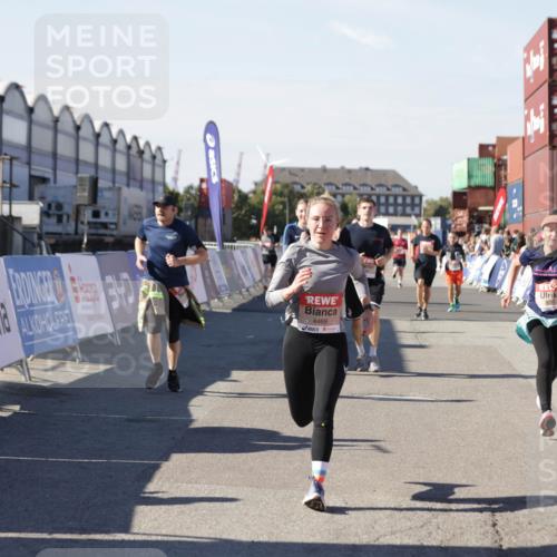 03.10.2025 - Köhlbrandbrückenlauf Jannik Wohlers http://msf.ph/oto/9058237 03.10.2025 13:11:49 Ziel 4100, 4101, 4178, 4353, 4354, 4469, 4568, 4685, 4736, 4782, 5097, 5396, 5426, 5866, 5869, 5937, 6033, 6048, 6049, 6622 meine-sportfotos.de