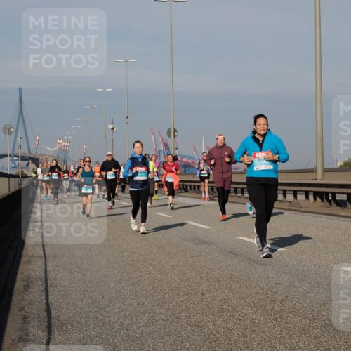 03.10.2025 - Köhlbrandbrückenlauf Fabian Wolf http://msf.ph/oto/9058239 03.10.2025 10:04:18 Position 3 2315 meine-sportfotos.de