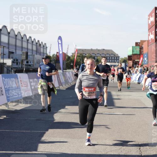 03.10.2025 - Köhlbrandbrückenlauf Jannik Wohlers http://msf.ph/oto/9058242 03.10.2025 13:11:49 Ziel 4100, 4101, 4178, 4353, 4354, 4469, 4568, 4685, 4736, 4782, 5097, 5396, 5426, 5866, 5869, 5937, 6033, 6048, 6049, 6622 meine-sportfotos.de