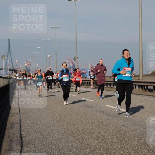 03.10.2025 - Köhlbrandbrückenlauf Fabian Wolf http://msf.ph/oto/9058260 03.10.2025 10:04:18 Position 3 315 meine-sportfotos.de
