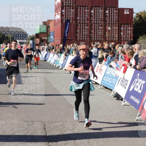 03.10.2025 - Köhlbrandbrückenlauf Jannik Wohlers http://msf.ph/oto/9058261 03.10.2025 13:11:50 Ziel 4100, 4101, 4178, 4353, 4354, 4469, 4568, 4685, 4736, 4782, 5097, 5396, 5426, 5866, 5869, 5937, 6033, 6048, 6049, 6622, 6763 meine-sportfotos.de