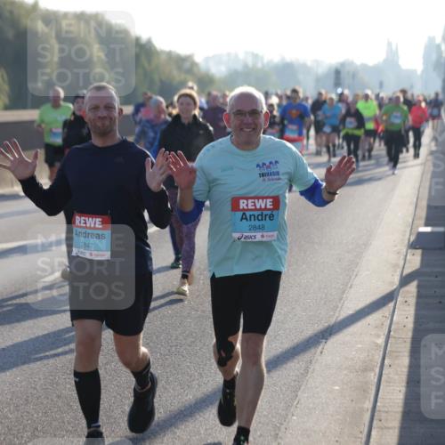 03.10.2025 - Köhlbrandbrückenlauf Jannik Wohlers http://msf.ph/oto/9058266 03.10.2025 09:21:39 Position 3 2847, 2503, 2848 meine-sportfotos.de