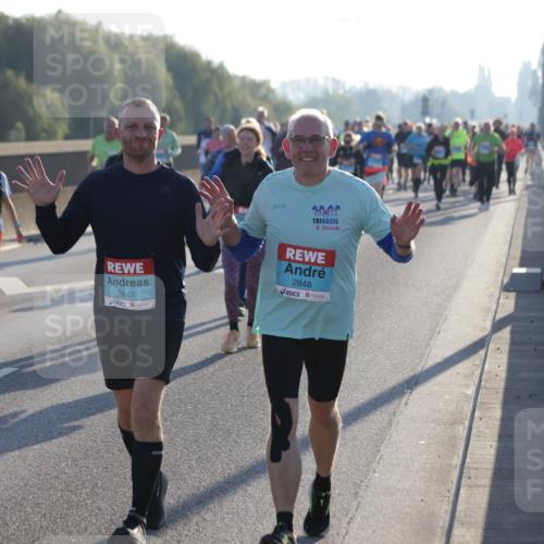 03.10.2025 - Köhlbrandbrückenlauf Jannik Wohlers http://msf.ph/oto/9058294 03.10.2025 09:21:39 Position 3 2847, 2020, 2848 meine-sportfotos.de