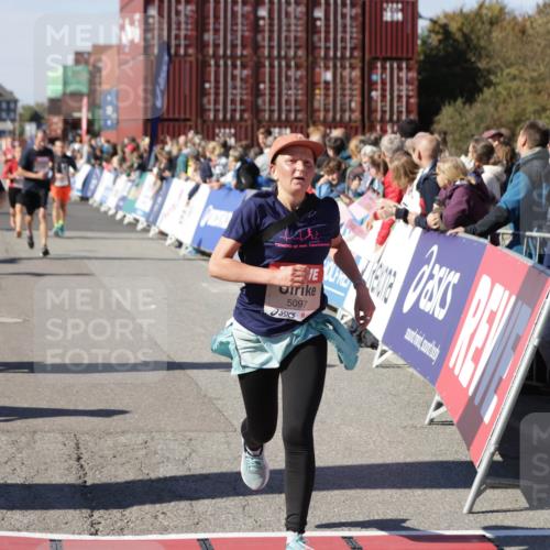 03.10.2025 - Köhlbrandbrückenlauf Jannik Wohlers http://msf.ph/oto/9058312 03.10.2025 13:11:50 Ziel 4100, 4101, 4178, 4353, 4354, 4469, 4568, 4685, 4736, 4782, 5097, 5396, 5426, 5866, 5869, 5937, 6033, 6048, 6049, 6622, 6763 meine-sportfotos.de