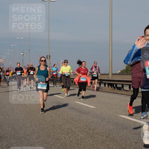 03.10.2025 - Köhlbrandbrückenlauf Fabian Wolf http://msf.ph/oto/9058387 03.10.2025 10:04:23 Position 3 2075, 3170 meine-sportfotos.de