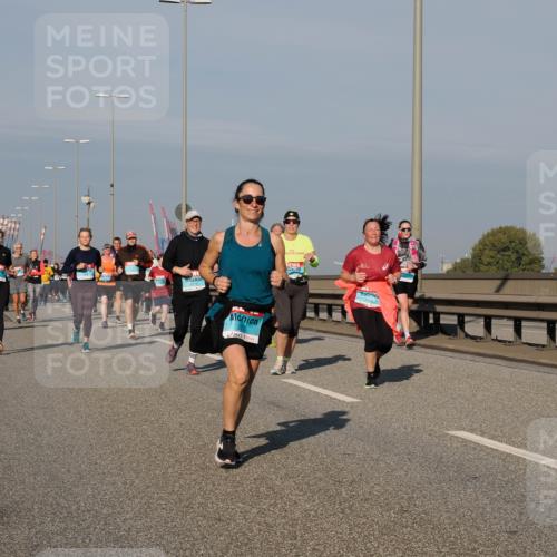 03.10.2025 - Köhlbrandbrückenlauf Fabian Wolf http://msf.ph/oto/9058434 03.10.2025 10:04:24 Position 3  meine-sportfotos.de